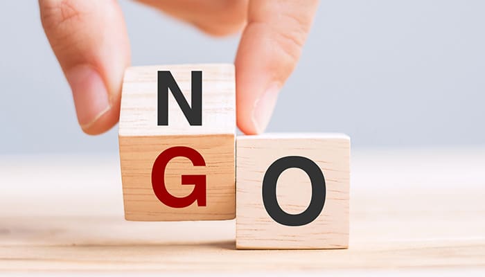 Go or no go decisions depicted by a letter block being turned from N to G before an O